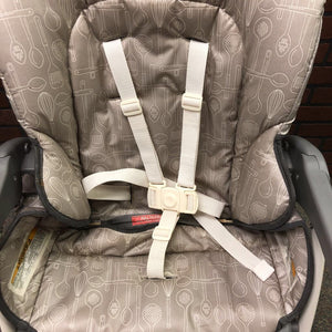 Slim Snacker High Chair