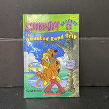 Load image into Gallery viewer, The Haunted Road Trip (Scooby-Doo Readers Level 3) (Hello Reader) (Gail Herman) -character reader paperback
