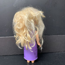 Load image into Gallery viewer, Northern Lights Elsa Doll Battery Operated
