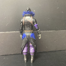 Load image into Gallery viewer, Victory Raven Figure
