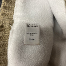 Load image into Gallery viewer, Boys Winter Reindeer Hat
