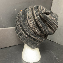 Load image into Gallery viewer, Girls Knit Winter Hat
