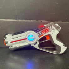 Load image into Gallery viewer, 2pk Laser Tag Guns Battery Operated (Flipo)
