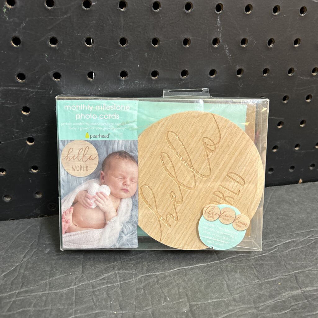 Wooden Monthly Milestone Photo Cards (NEW)