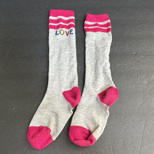 Load image into Gallery viewer, Girls &quot;Love&quot; Socks
