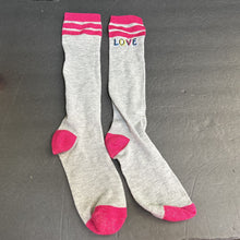 Load image into Gallery viewer, Girls &quot;Love&quot; Socks
