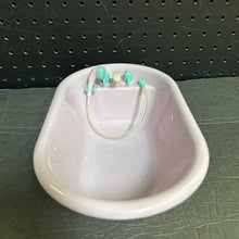 Load image into Gallery viewer, Pet Bathtub for 18&quot; Doll
