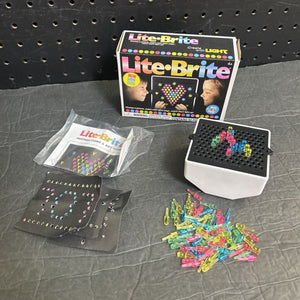 Mini Light Up Peg Board w/Pegs Battery Operated