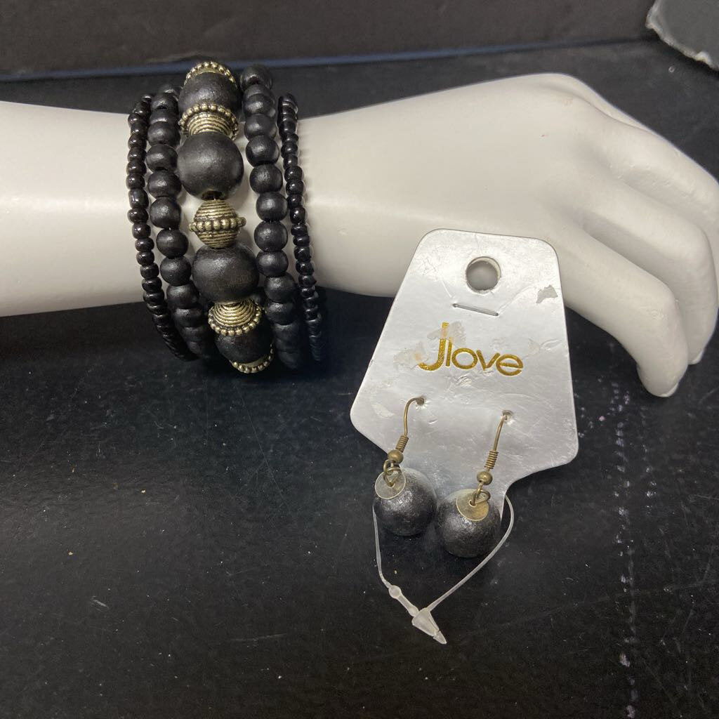 Beaded Bracelet & Earrings Set (NEW) (Jlove)