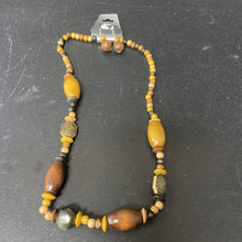 Load image into Gallery viewer, Wooden Bead Necklace &amp; Earrings Set (NEW)
