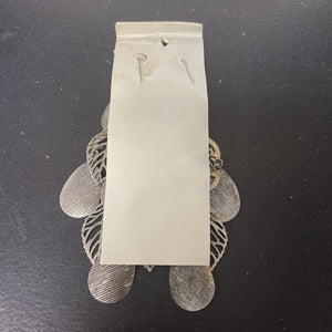 Leaf Earrings (NEW) (Moon Color)