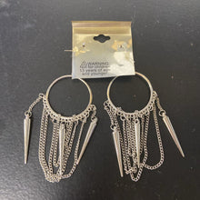 Load image into Gallery viewer, Spike Earrings (NEW)
