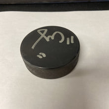 Load image into Gallery viewer, Hockey Puck (Vegum)
