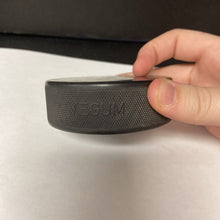Load image into Gallery viewer, Hockey Puck (Vegum)
