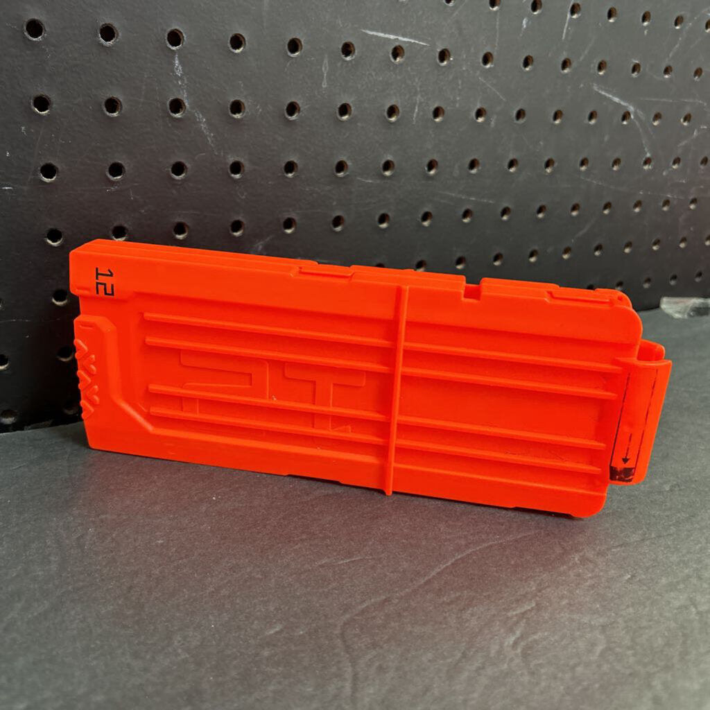 12 Dart Clip