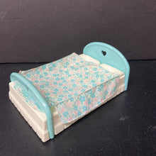 Load image into Gallery viewer, Dollhouse Parent&#39;s Bed 1993 Vintage Collectible
