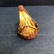 Load image into Gallery viewer, Dollhouse Mini Basket
