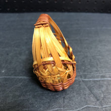 Load image into Gallery viewer, Dollhouse Mini Basket
