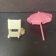 Load image into Gallery viewer, Dollhouse Beach Chair &amp; Umbrella 1997 Vintage Collectible
