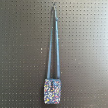 Load image into Gallery viewer, Flower Mini Cellphone Bag
