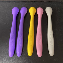 Load image into Gallery viewer, 5pk Silicone Spoons (Weesprout)
