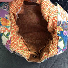 Load image into Gallery viewer, Flower Handbag
