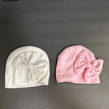 Load image into Gallery viewer, 2pk Girls Infant Bow Hats
