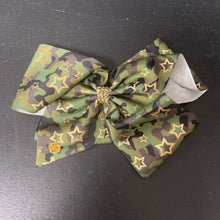 Load image into Gallery viewer, Camo Star Hairbow Clip
