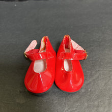Load image into Gallery viewer, Shoes for 18" Doll
