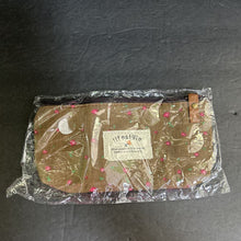 Load image into Gallery viewer, "lifestyle" Flower Pencil Pouch Bag (NEW) (Happy Daily)
