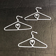Load image into Gallery viewer, 3pk Wire Hangers for 18" Doll
