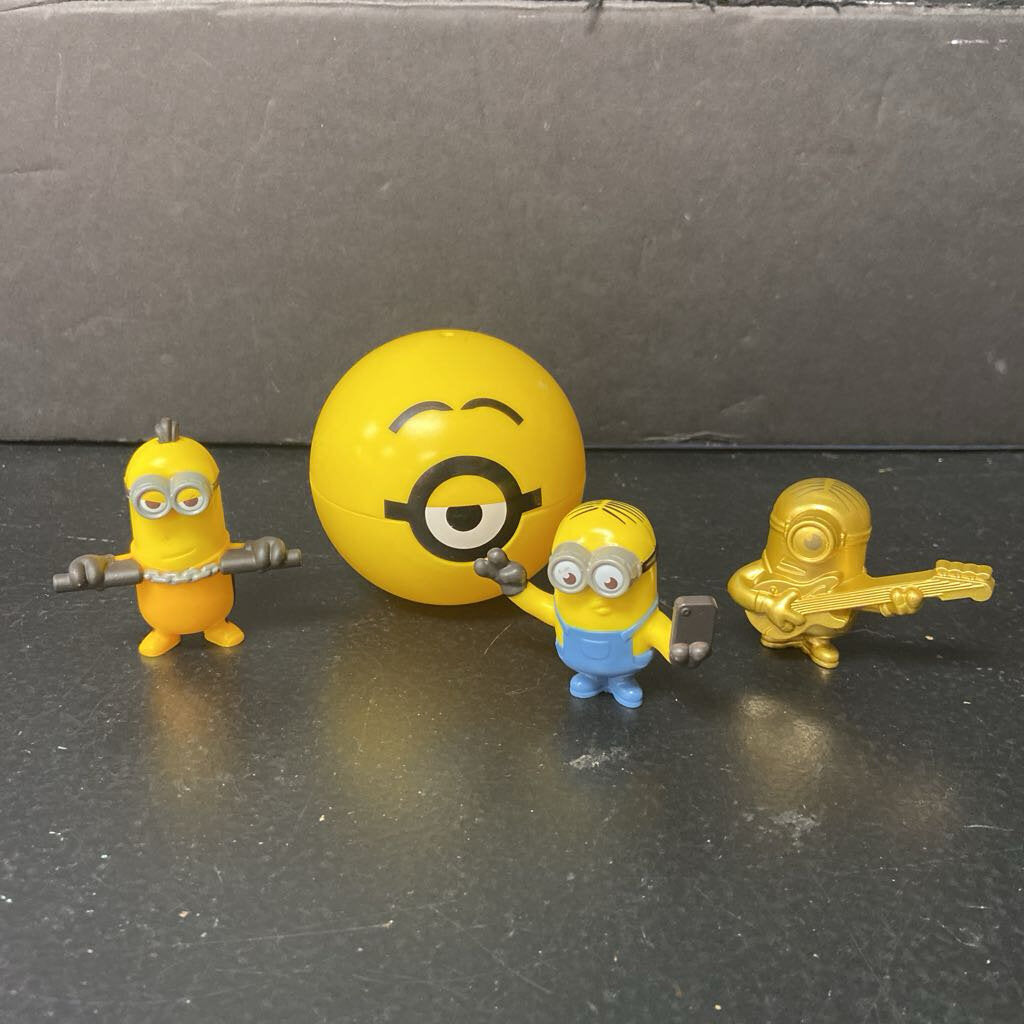 3pk Minion Figures w/Ball