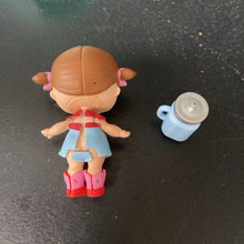 Load image into Gallery viewer, Ball w/Doll &amp; Accessories
