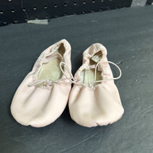 Load image into Gallery viewer, Girls Ballet Shoes
