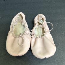 Load image into Gallery viewer, Girls Ballet Shoes
