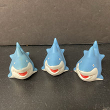 Load image into Gallery viewer, 3pk Shark Bath Toys
