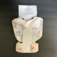 Load image into Gallery viewer, &quot;Princesa&quot; Bib &amp; Headband Set (NEW) (Superstar Baby)
