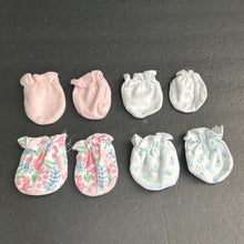 Load image into Gallery viewer, 4pk Mittens (Baby Goal)
