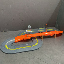 Load image into Gallery viewer, Radical Roadway Track Playset for Cars
