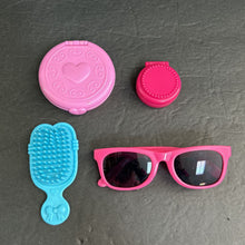 Load image into Gallery viewer, Play Makeup &amp; Accessories
