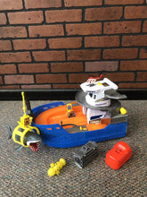 Load image into Gallery viewer, Shark Attack Boat w/Accessories Battery Operated
