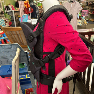 Flip 4-in-1 Convertible Baby Carrier