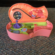 Load image into Gallery viewer, Store n' Go Pencil Case &amp; Playset
