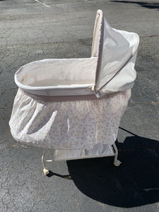 Deluxe Sweet Beginnings Bassinet