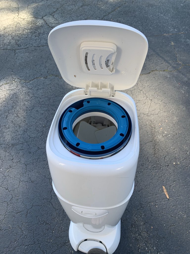 Diaper genie complete diaper pail