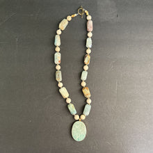 Load image into Gallery viewer, Crystal Bead Necklace
