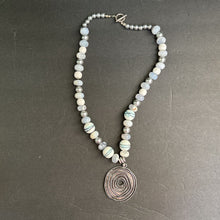 Load image into Gallery viewer, Bead Necklace
