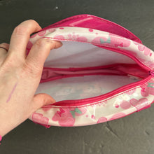 Load image into Gallery viewer, Minnie &amp; Daisy Bag
