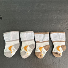 Load image into Gallery viewer, 2pk Boys Socks
