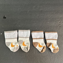 Load image into Gallery viewer, 2pk Boys Socks
